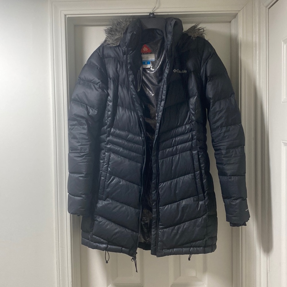 Columbia Black Puffer Coat, Size Small